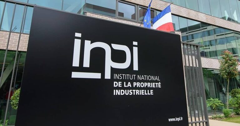 Accueil22321321 6 "LIVRET IA" marque déposée à l'INPI de Wup International